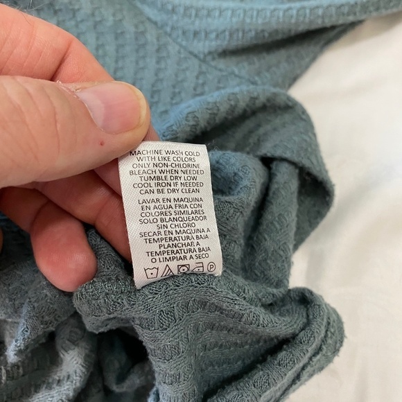 CHASER Women's Grayish-Green Thermal Waffle Knit Button Cuff LS Shirt Medium - Picture 8 of 12